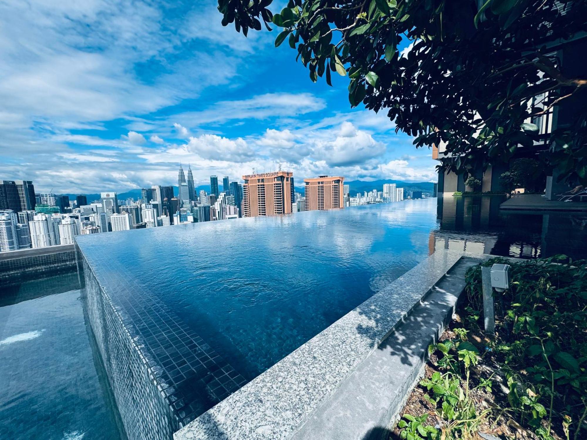 Lucentia Suites At 쿠알라룸푸르 외부 사진